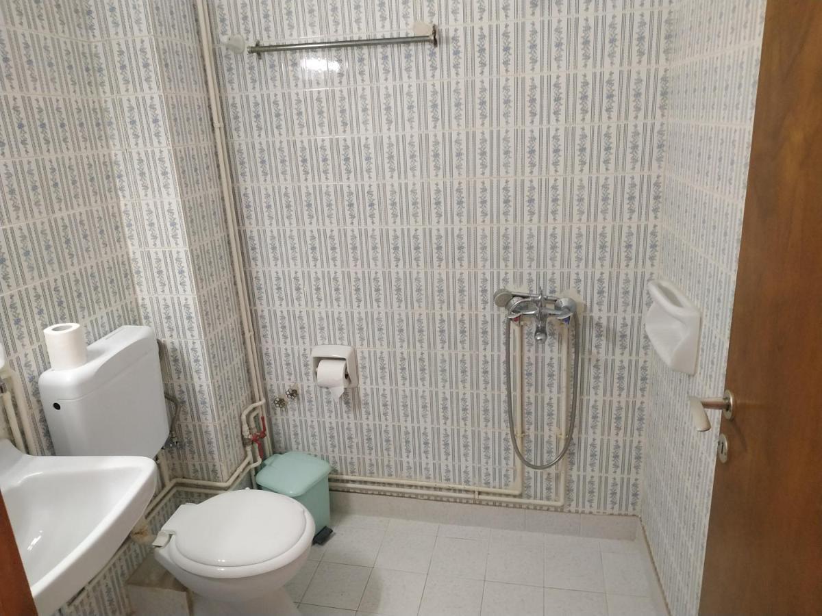 Poulea Rooms Kalamata Exterior photo