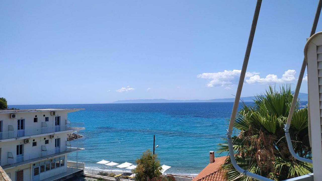 Poulea Rooms Kalamata Exterior photo
