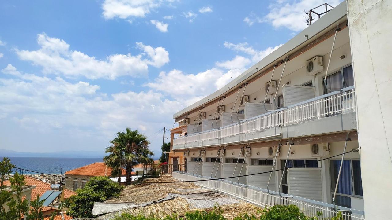 Poulea Rooms Kalamata Exterior photo