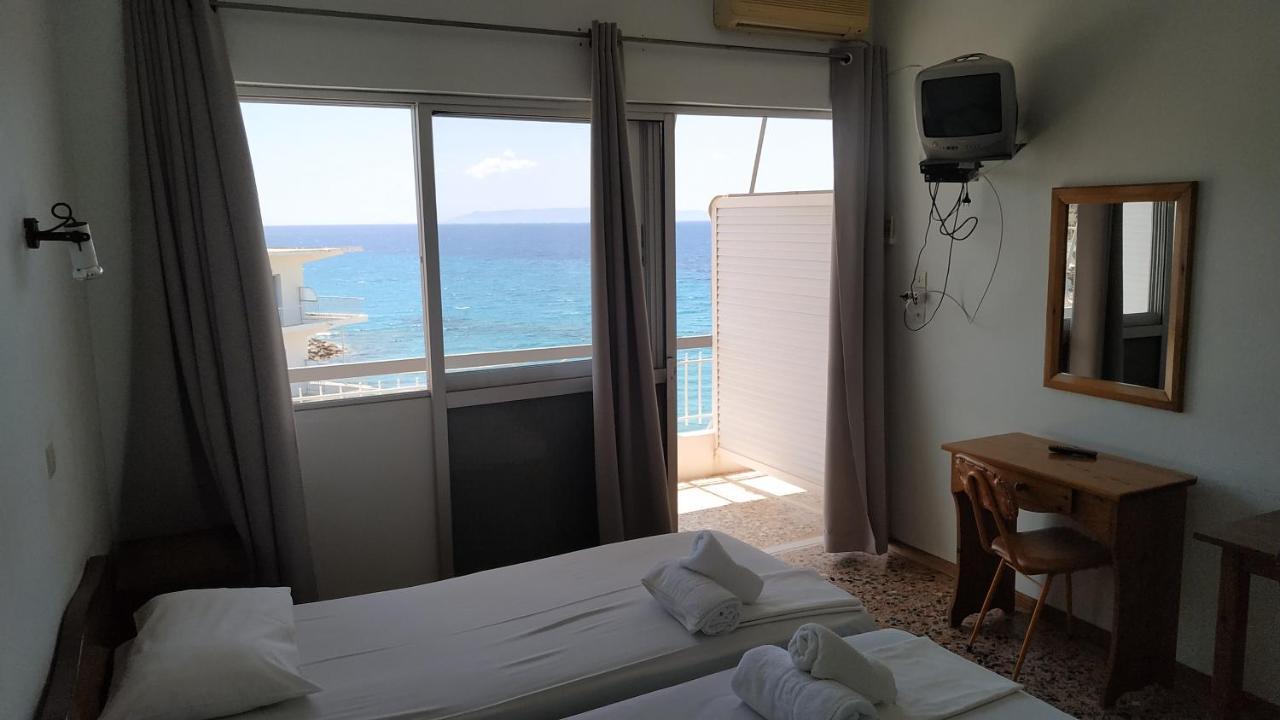 Poulea Rooms Kalamata Exterior photo